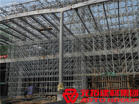 湖北腳手架廠家：雨期施工如何搭建腳手架？