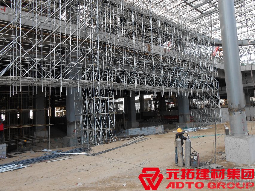 盤扣式腳手架有哪些特點？為什么比傳統(tǒng)腳手架貴？